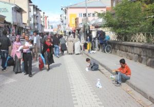 Yasak var, uyan yok